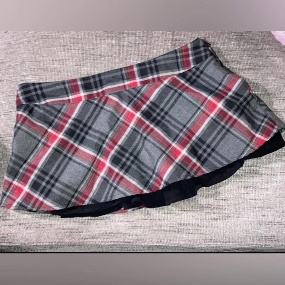 Switchblade Stiletto Plaid Double Layer Mini Skirt XL - Picture 2 of 5